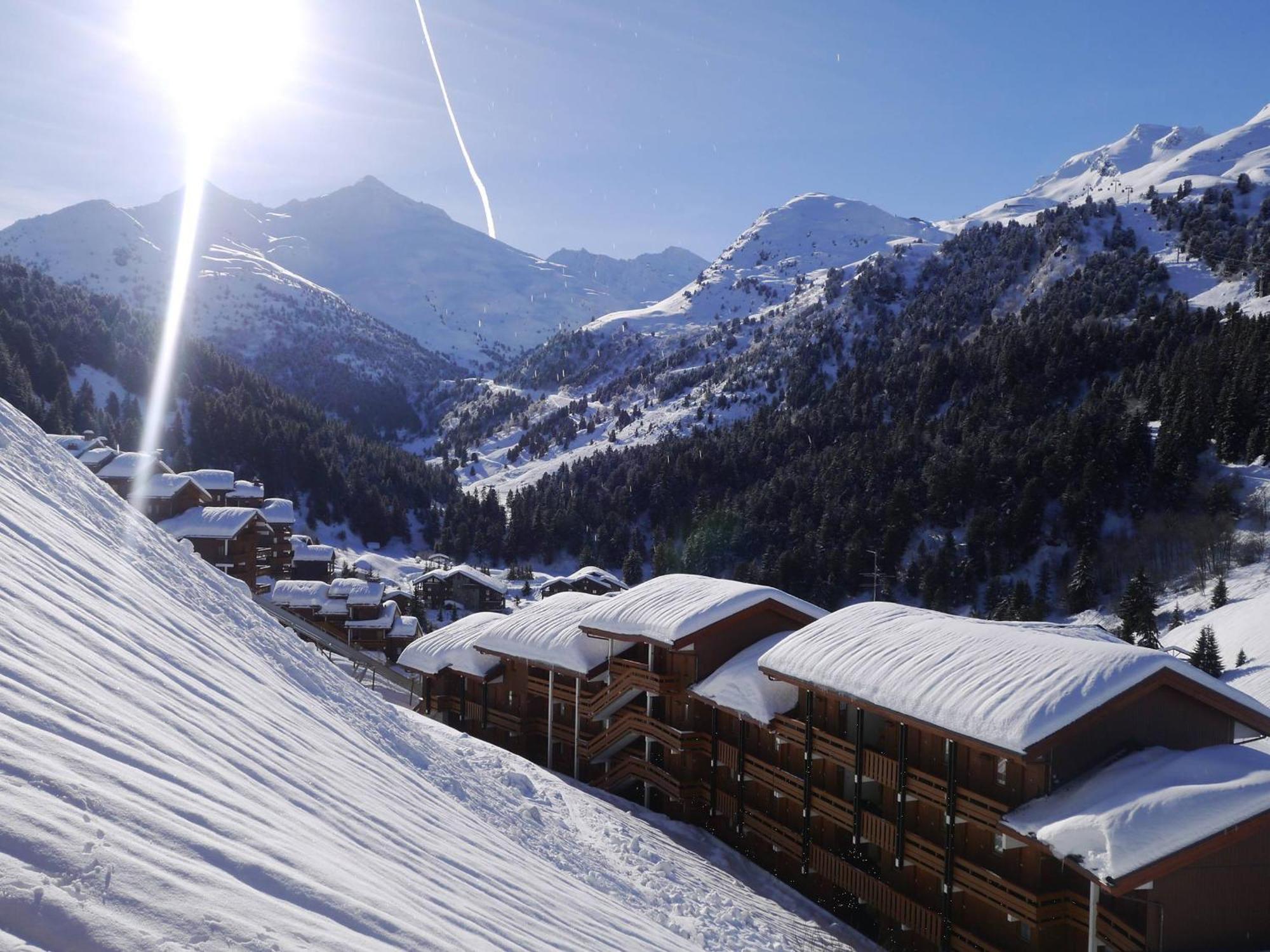 Charmant Appartement Avec Balcon, Wifi Et Ascenseur A Meribel - Fr-1-355-14 Exteriör bild
